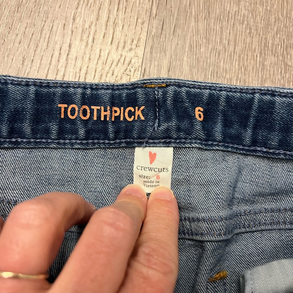 Girl's Crewcuts Toothpick Jeans- Size 6- Pre-owned‎ - Picture 2 of 3